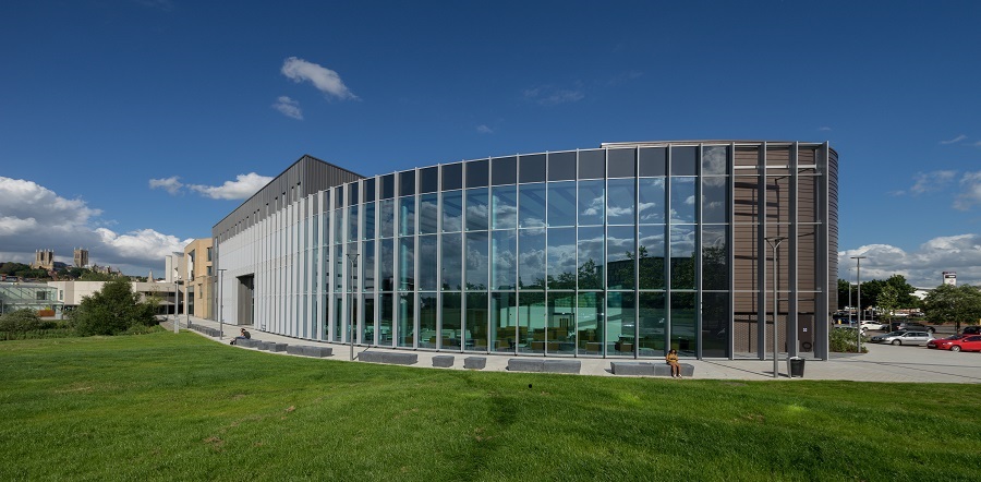 The Isaac Newton Building is somewhat unusual in that it is purpose-built as a school of Engineering The Isaac Newton Building is somewhat unusual in that it is purpose-built as a school of Engineering